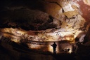 lascaux-cave-walls-438085-lw